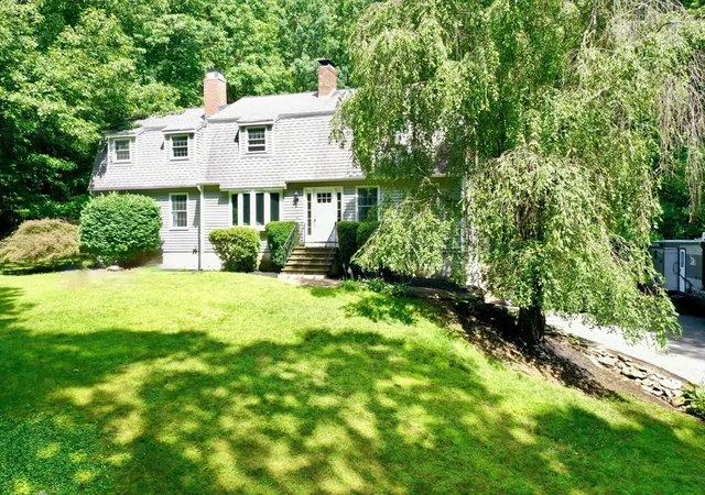 Photo 1 of Single family home for sale at 19 E Applewood, Charlton, MA 01507 | MLS# 73559962 | Listing updated on 2026-09-14