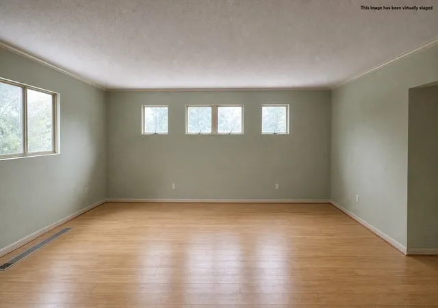5th image of 11 Robert Dr, Holyoke, MA 01040 | MLS# 73551565