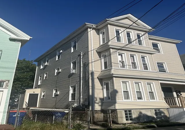 2nd image of 74 Acushnet Ave, New Bedford, MA 02740 | MLS# 73552913