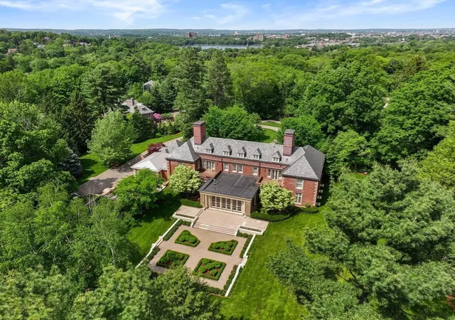 1st image of 1014 Boylston Street, Chestnut Hill, MA 02467 | MLS# 73445544