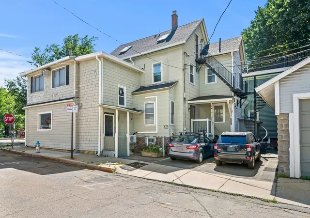 Homes for sale in Cambridge, MA | 2512 Massachusetts Ave, Cambridge, MA 02140