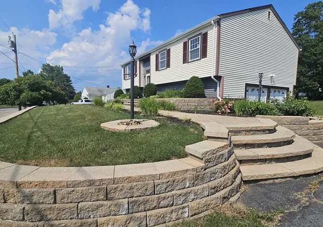 Homes for sale in South Dartmouth, MA | 3 Brightman Lane, South Dartmouth, MA 02748 | MLS# 73543232