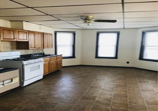 6th image of 444 Center St, Fall River, MA 02724 | MLS# 73498089