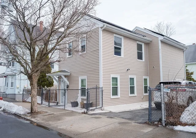 3rd image of 80 Collins St, Lynn, MA 01902 | MLS# 73484179