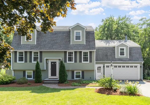 3rd image of 5 Apple Blossom Way, Groveland, MA 01834 | MLS# 73548270