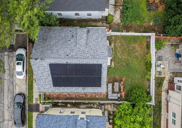 4th image of 551 Union St, New Bedford, MA 02740 | MLS# 73540839