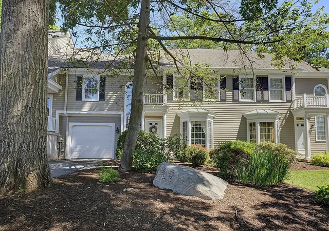 Homes for sale in West Springfield, MA | 16 Hickory Hill #16, West Springfield, MA 01089 | MLS# 73546773