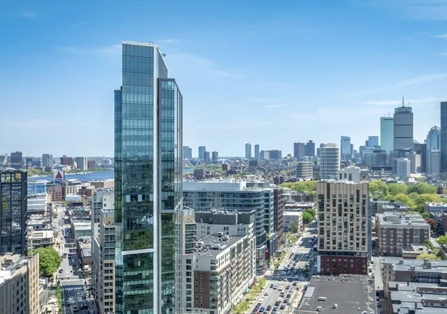 Photo 2 of Condo for sale at 188 Brookline Ave #22G, Boston, MA 02215 | MLS# 73554856 | Listing updated on 2026-09-06