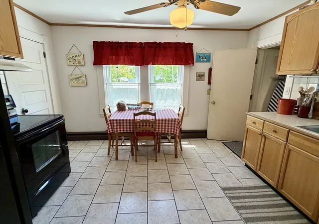 Photo 4 of House for sale at 217 Middleboro Rd, East Freetown, MA 02717 | MLS# 73551631 | Listing updated on 2026-08-25