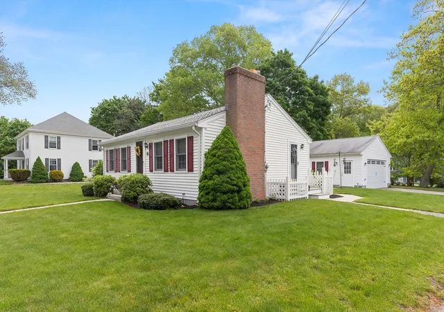 Homes for sale in Hamilton, MA | 18 Knowlton Street, Hamilton, MA 01982 | MLS# 73525190