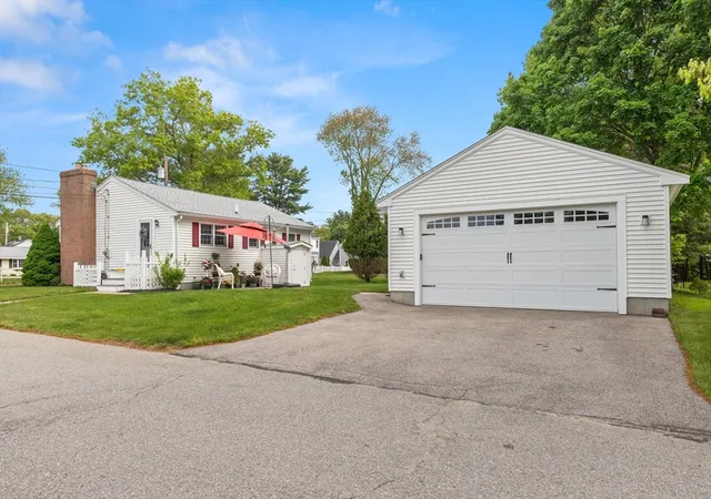 Homes for sale in Hamilton, MA | 18 Knowlton Street, Hamilton, MA 01982 | MLS# 73525190