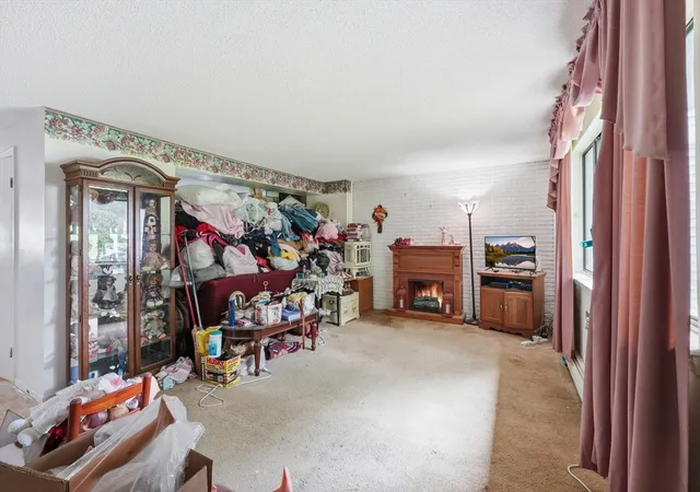 Photo 3 of Sale Pending at 35 Sheri Ln #35, Agawam, MA 01001 | MLS# 73568370 | Listing updated on 2026-08-30