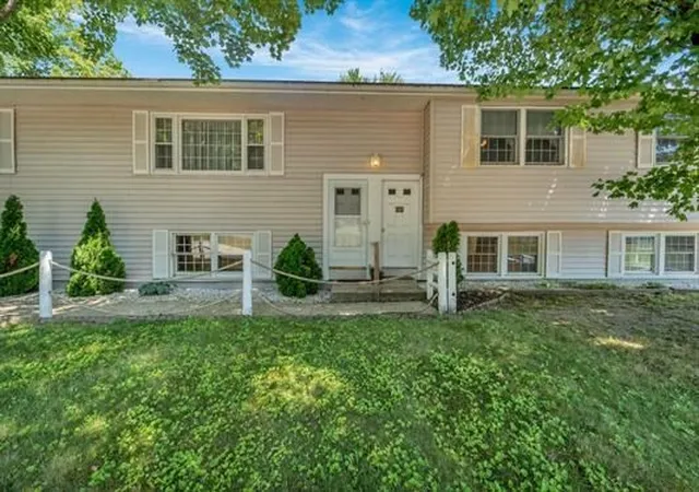 1st image of 77 Hancock, Peterborough, NH 03458 | MLS# 73567703