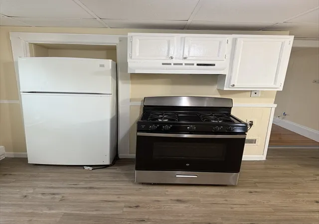 2nd image of 12 Linwood Pl, Lynn, MA 01905 | MLS# 73551253