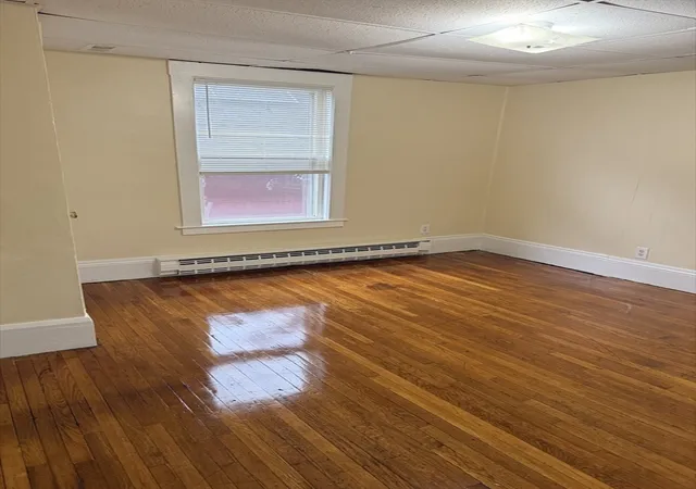 5th image of 12 Linwood Pl, Lynn, MA 01905 | MLS# 73551253