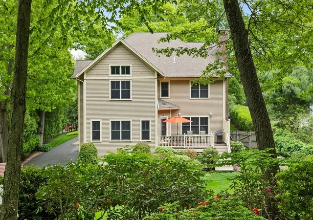 Homes for sale in Lexington, MA | 5 Walnut Street, Lexington, MA 02421 | MLS# 73513713