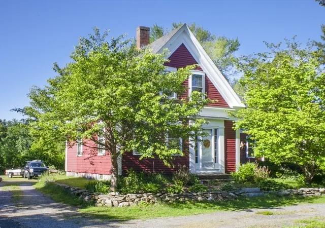 2nd image of 110 Center St, Plympton, MA 02367 | MLS# 73533489