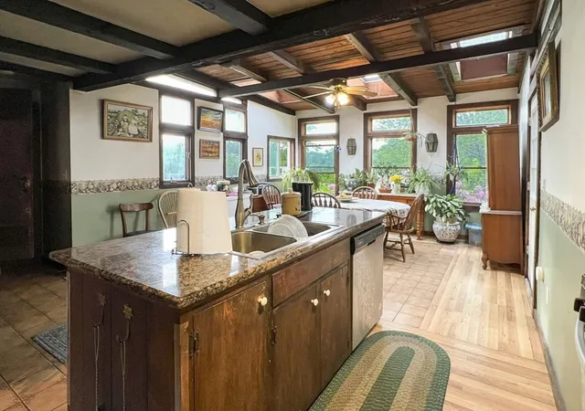 5th image of 110 Center St, Plympton, MA 02367 | MLS# 73533489