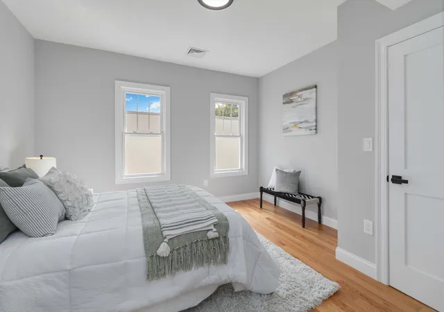 1st image of 20 Alston St #20, Somerville, MA 02143 | MLS# 73566398