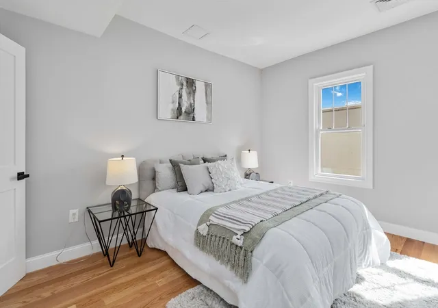 2nd image of 20 Alston St #20, Somerville, MA 02143 | MLS# 73566398