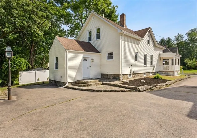 3rd image of 180 High Street, Taunton, MA 02780 | MLS# 73548163