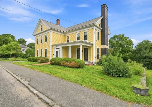 Photo 1 of Single family home for sale at 11 High St, Monson, MA 01057 | MLS# 73569133 | Listing updated on 2026-09-15