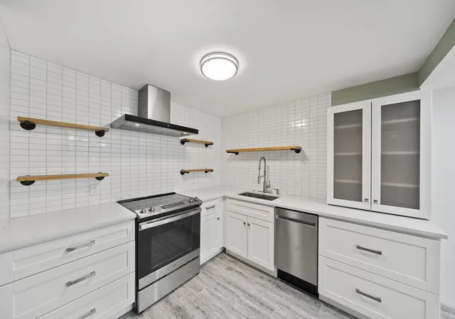 Homes for sale in Hull, MA | 155 George Washington Blvd #205, Hull, MA 02045 | MLS# 73528951