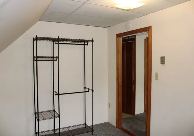 10th image of 113 Pleasant St, Gloucester, MA 01930 | MLS# 73564108