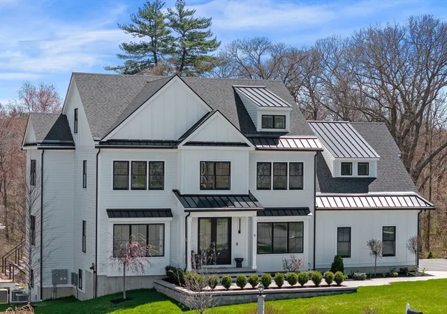 2nd image of 15 Spring Hill Farm Road, Wenham, MA 01984 | MLS# 73531515