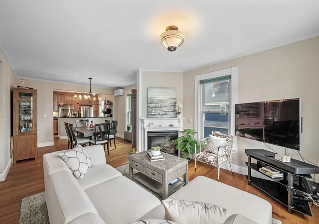4th image of 128 Selwyn St, Boston, MA 02131