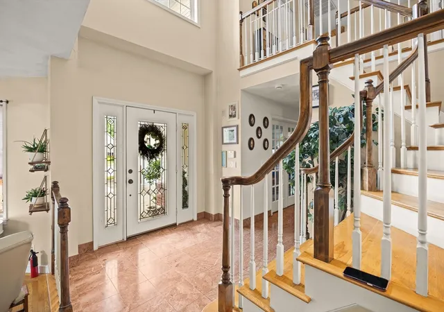 4th image of 105 Lounsbury Dr, Raynham, MA 02767 | MLS# 73553997