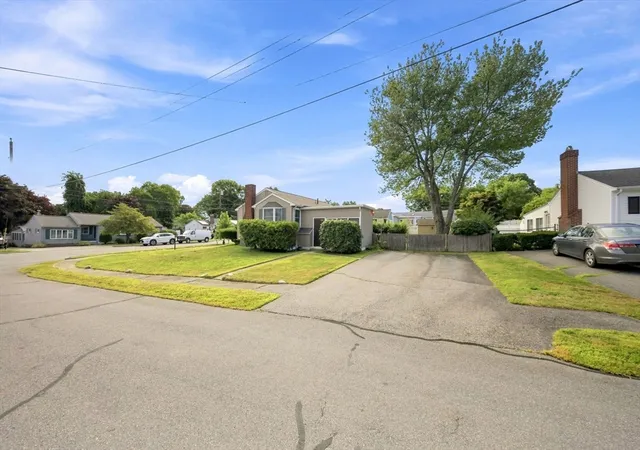 3rd image of 6 Evans Road, Stoneham, MA 02180 | MLS# 73567311