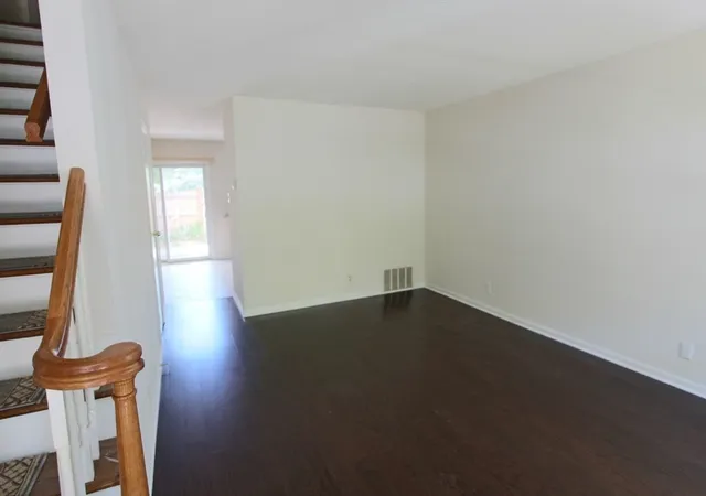 Listing Photo 5 - Condo for sale in building located at 36 Williamsburg, Springfield, MA 01108 - Unit #36