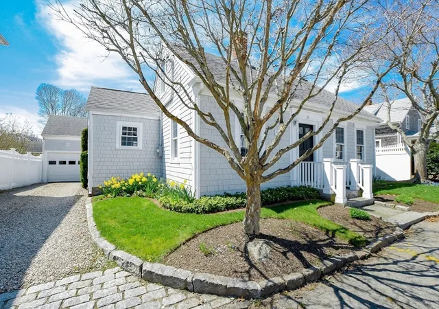 1st image of 35 Main Street, Mattapoisett, MA 02739 | MLS# 73528516