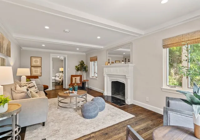 5th image of 142 Beverly Rd, Chestnut Hill, MA 02467 | MLS# 73552349