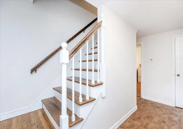 4th image of 37 Kathleen Dr, Andover, MA 01810 | MLS# 73556161