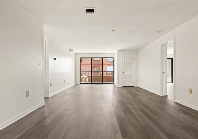 Homes for sale in Medford, MA | 3920 Mystic Valley Pkwy #816, Medford, MA 02155 | MLS# 73536892
