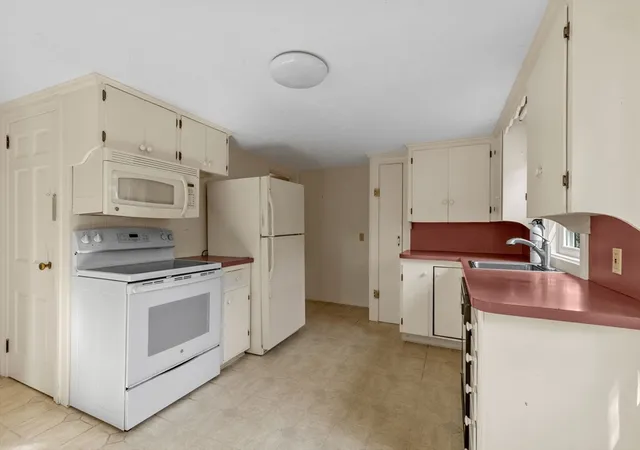 5th image of 30 Studley Road, South Yarmouth, MA 02664 | MLS# 73557021