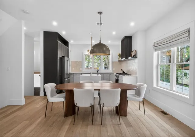 2nd image of 17 Manning St #17, Medford, MA 02155 | MLS# 73549339