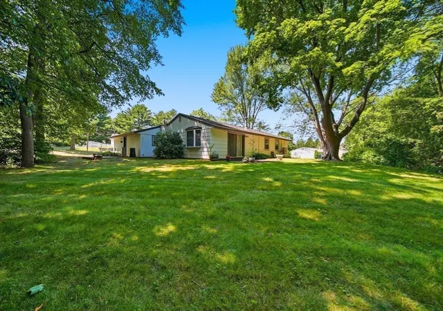 5th image of 34 Cornell Rd, Danvers, MA 01923 | MLS# 73564588