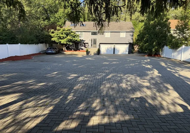 1st image of 2 Temple St, Framingham, MA 01702 | MLS# 73566733