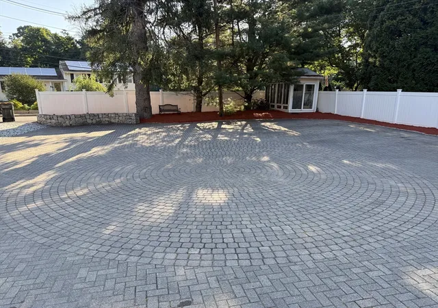 3rd image of 2 Temple St, Framingham, MA 01702 | MLS# 73566733