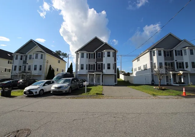 24th image of 99 Manchester St #A, Lowell, MA 01852 | MLS# 73558682