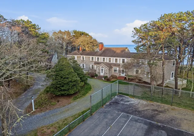 3rd image of 190 Vineyard Road, Barnstable, MA 02635 | MLS# 73527306