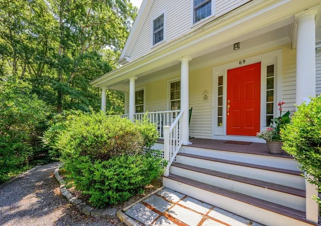 4th image of 69 Martingale Ln, Brewster, MA 02631 | MLS# 73549410