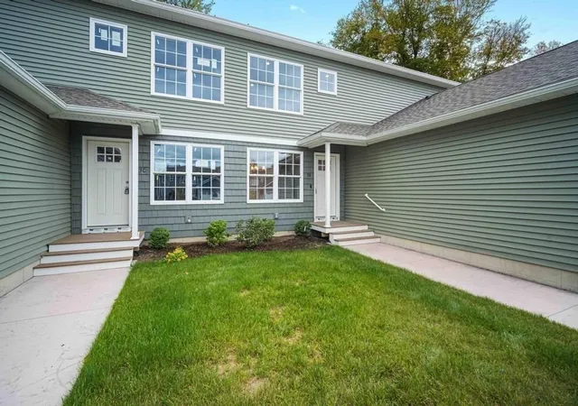 34th image of 4 Sabrina Way #D, Agawam, MA 01001 | MLS# 73422274