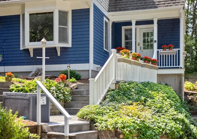4th image of 20 Vesper Dr, Pocasset, MA 02559 | MLS# 73565047