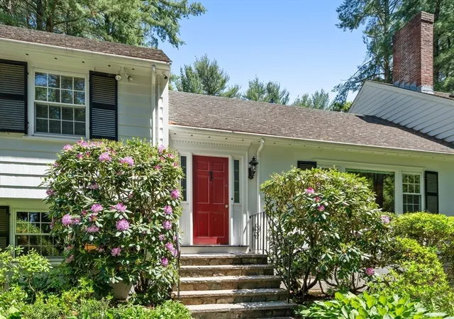 30th image of 242 Winter St, Weston, MA 02493 | MLS# 73526239