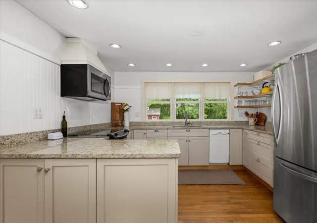 Photo 3 of Single family home for sale at 2 Adams Dr, Brimfield, MA 01010 | MLS# 73558553 | Listing updated on 2026-10-27