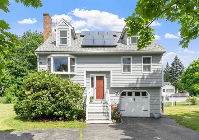 Homes for sale in Methuen, MA | 11 Hemlock Ave, Methuen, MA 01844 | MLS# 73546675